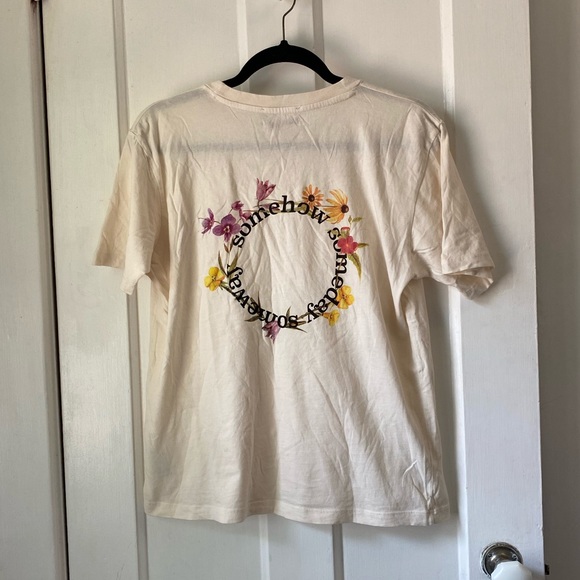 urban outfitters white graphic tee - Picture 2 of 4